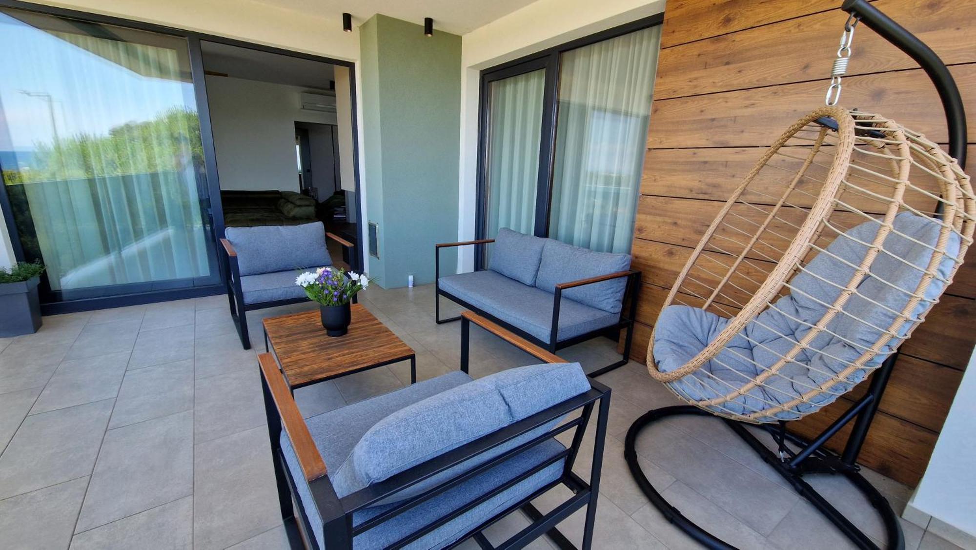 Apartment Sunset Penthouse Casa Grzina